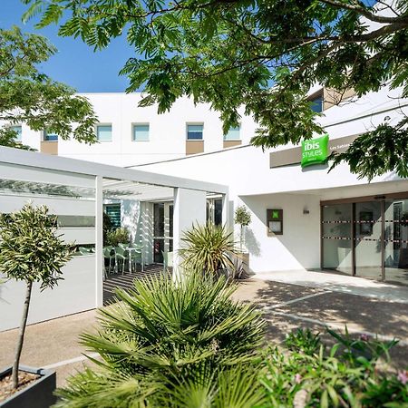 Hotel Ibis Styles Les Sables Olonne Exterior foto