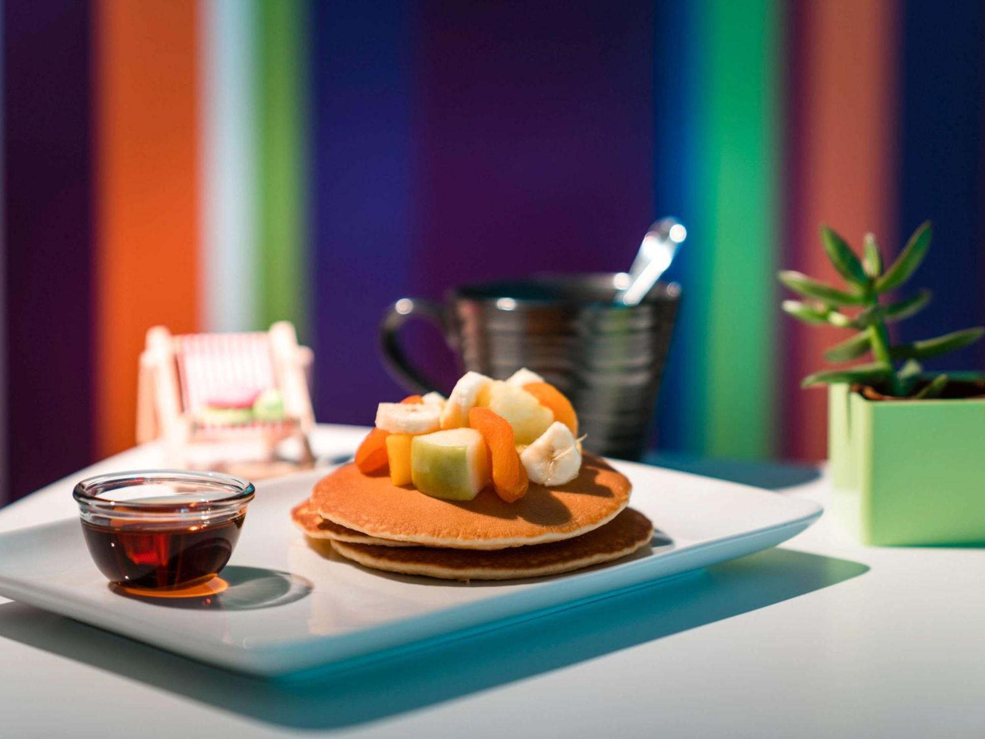 Hotel Ibis Styles Les Sables Olonne Exterior foto