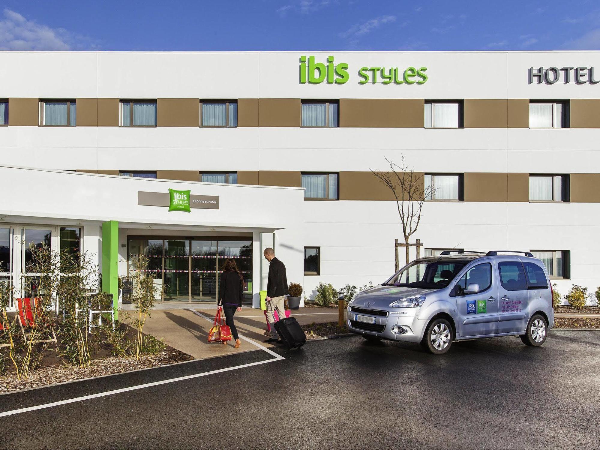 Hotel Ibis Styles Les Sables Olonne Exterior foto